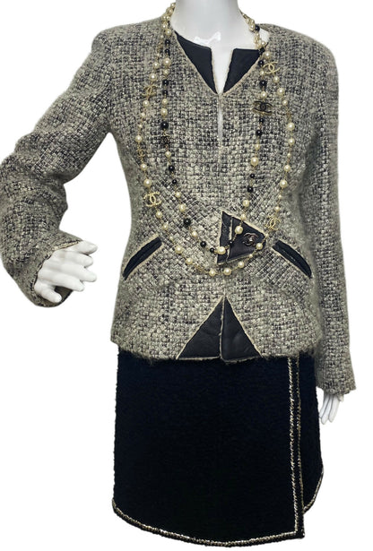 Chanel 12P Classic Long Strand Black White Freshwater Pearl and Bead Necklace GHW