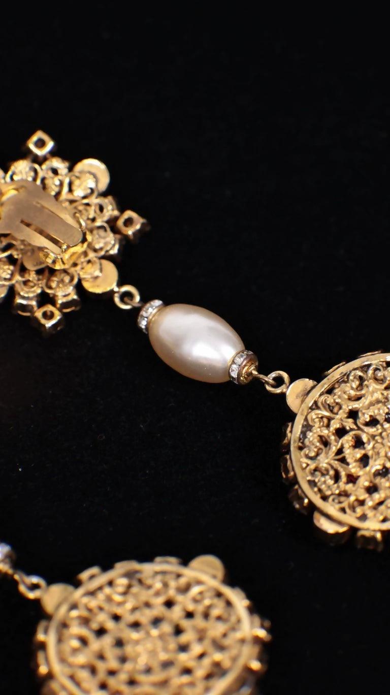 Vintage Chanel 1990s Red and Green Glass Rhinestone Pendant Pearl Clip-on Earrings