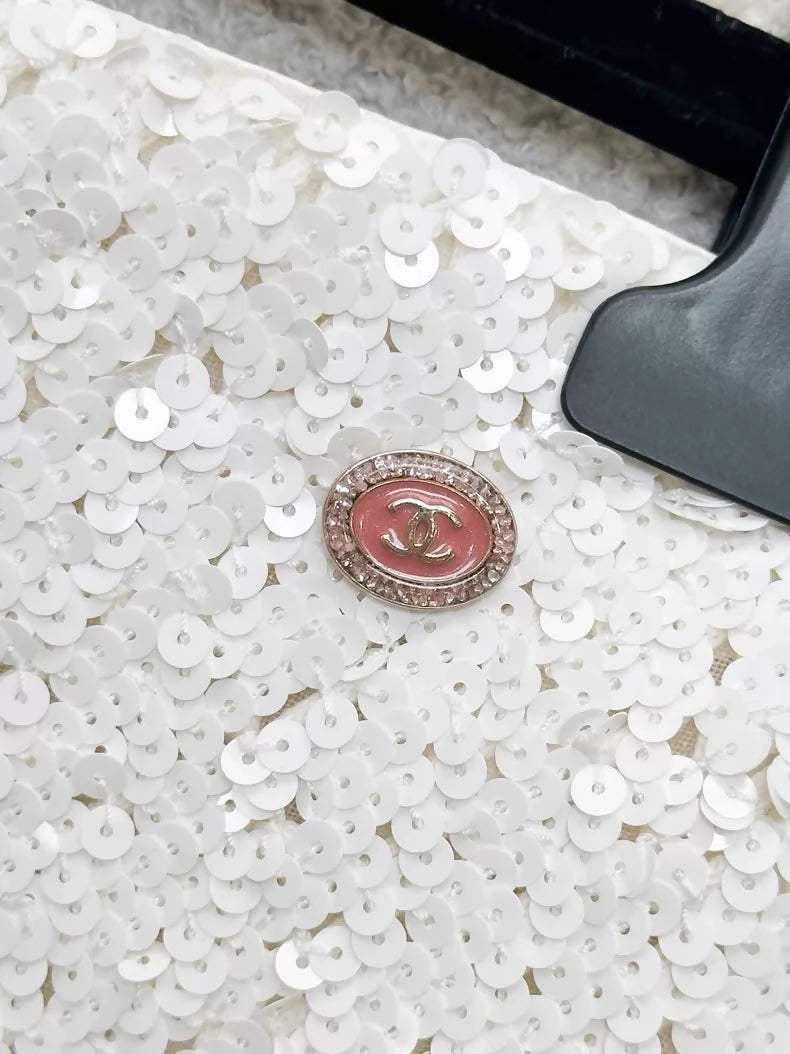 Chanel 22S white sequined tweed skirt