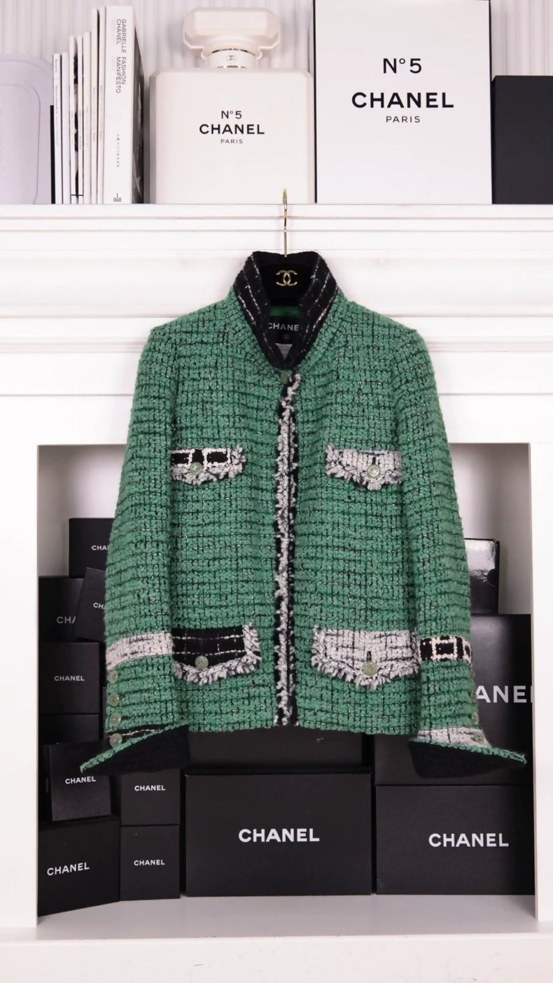 Chanel 2009 Fall/Winter Green Tweed Jacket