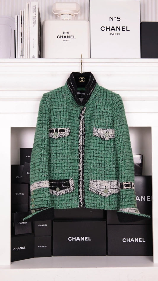 Chanel 2009 Fall/Winter Green Tweed Jacket