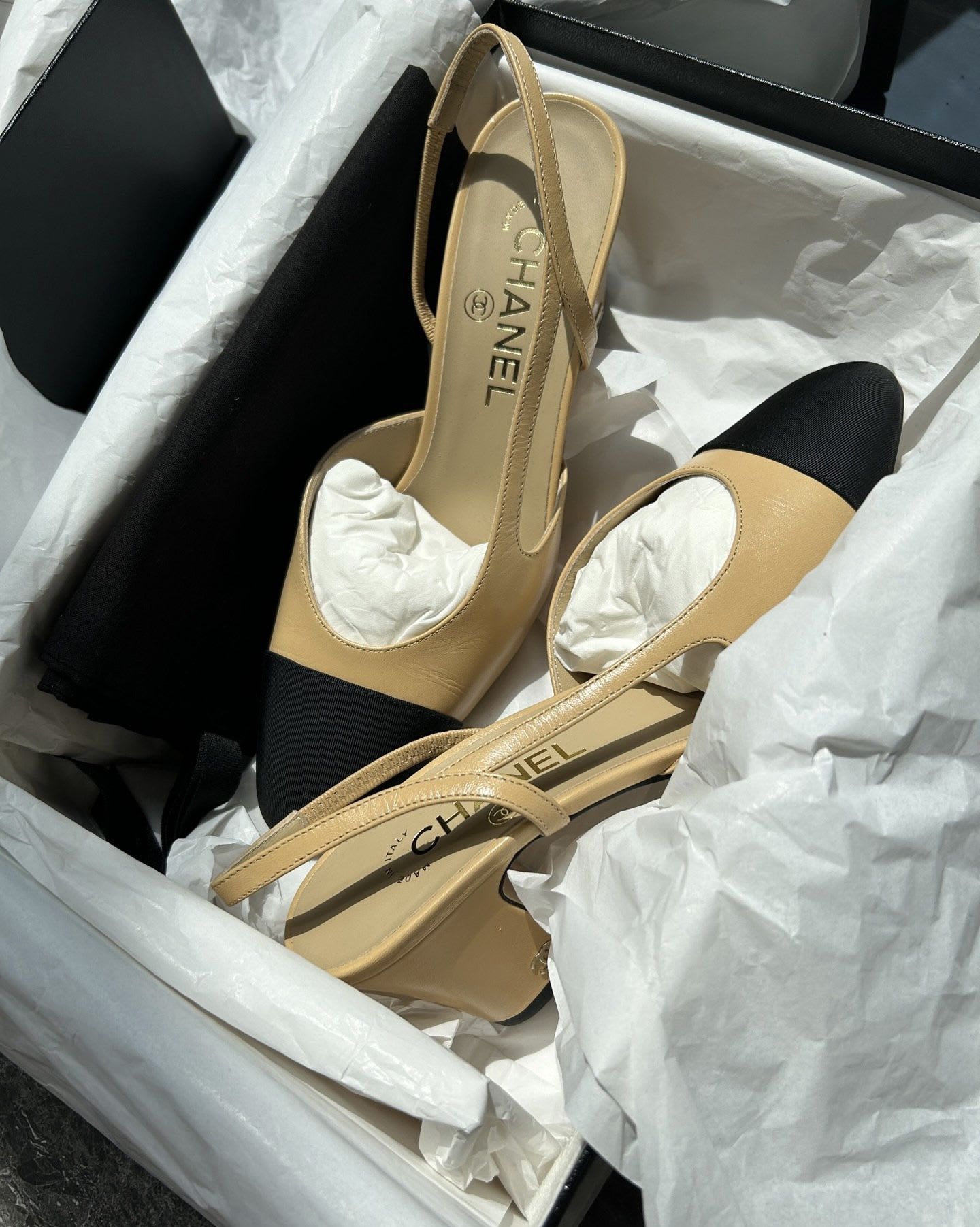 Chanel slingback classic beige high heels