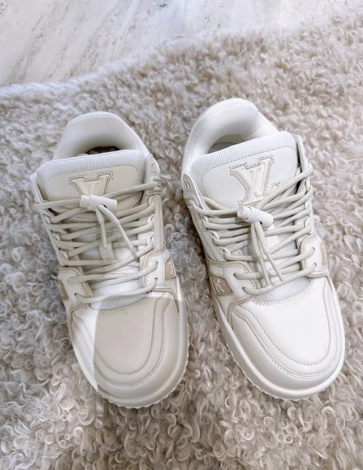 Louis Vuitton スニーカー ホワイト 37 LV Trainer Maxi Sneaker 37,5 – Wararni.com