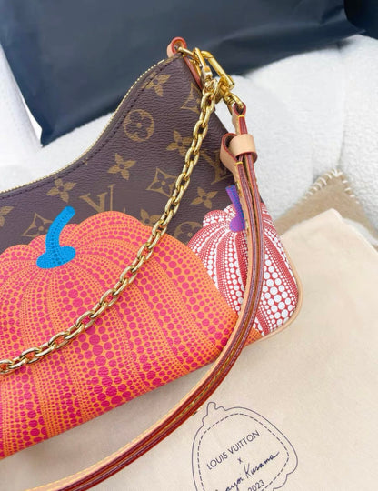 Louis Vuitton Yayoi Kusama pumpkin shoulder bag