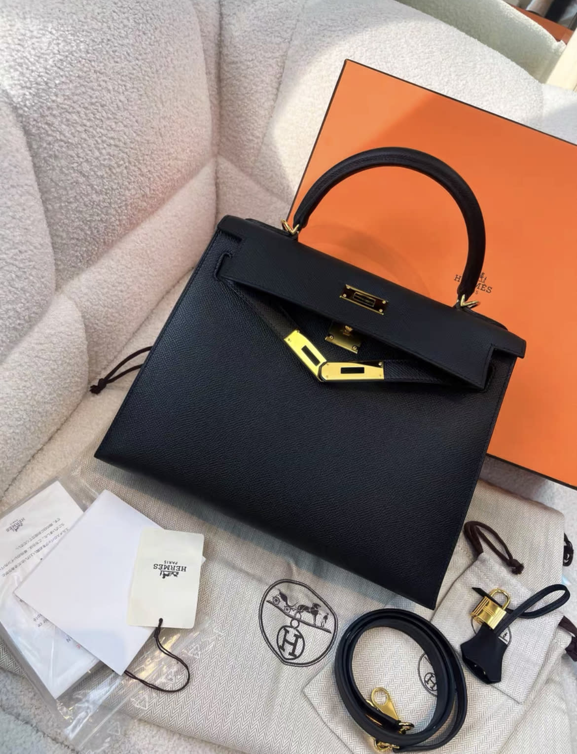 Hermes Kelly 28 black epsom leather gold hardware