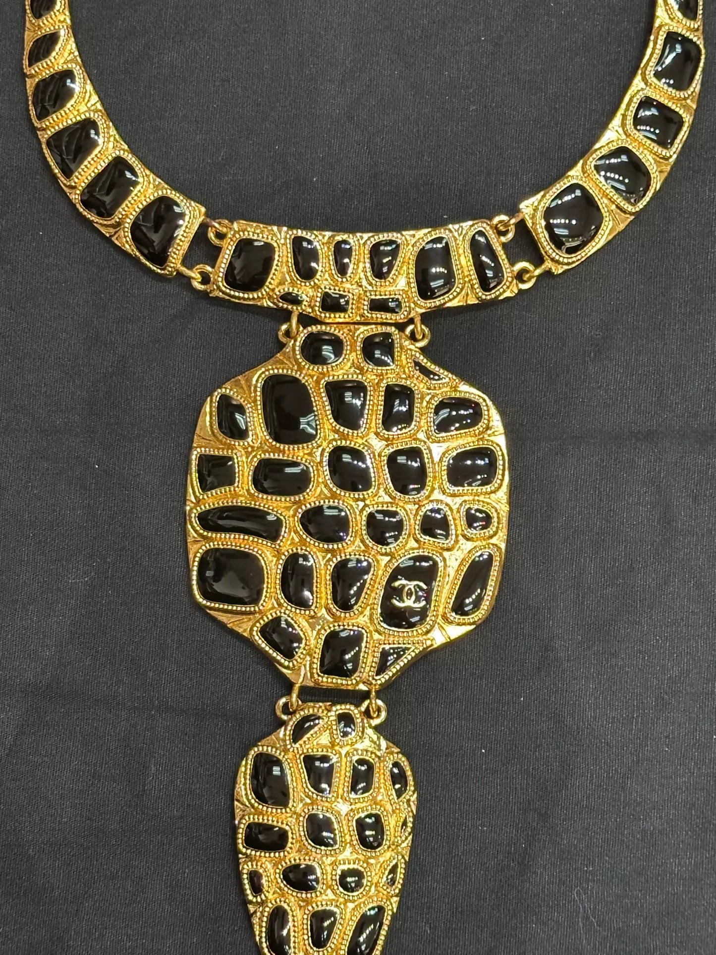 Chanel Pre-Fall 2019 “Egypt” Serpent Necklace