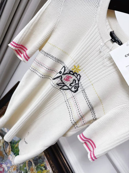 Chanel 25C off-white fish knit top