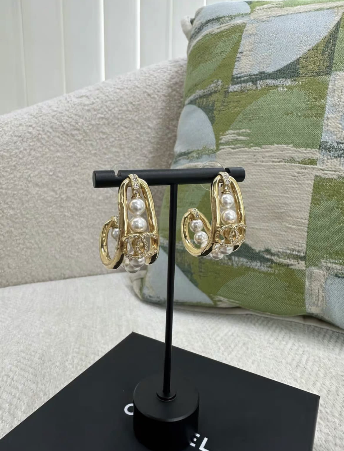 Chanel 23P gold pearl earrings