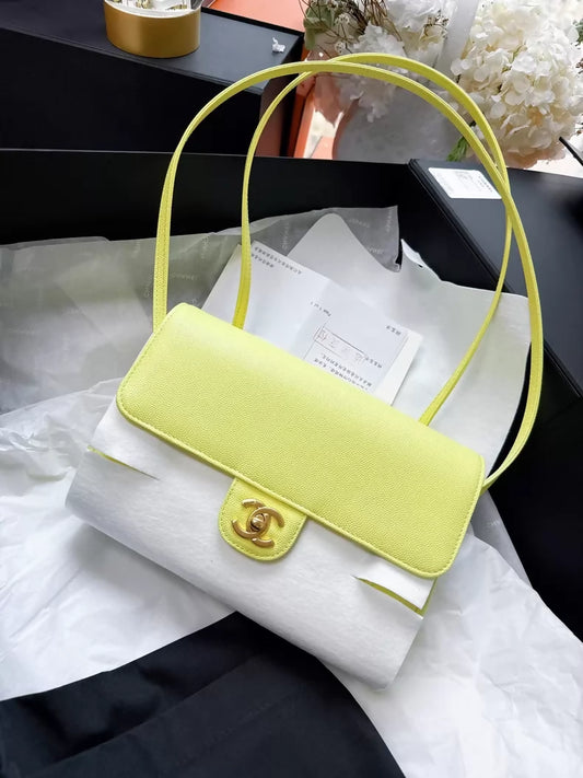 Chanel 26C Shiny Caviar Preppy Coco Shoulder Bag Light Yellow