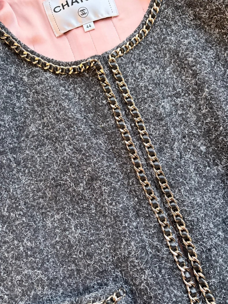 Chanel 19b grey wool jacket