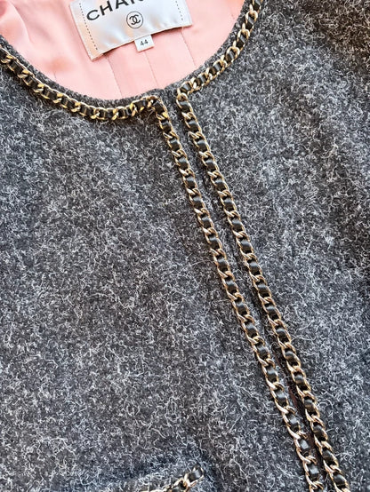 Chanel 19b grey wool jacket