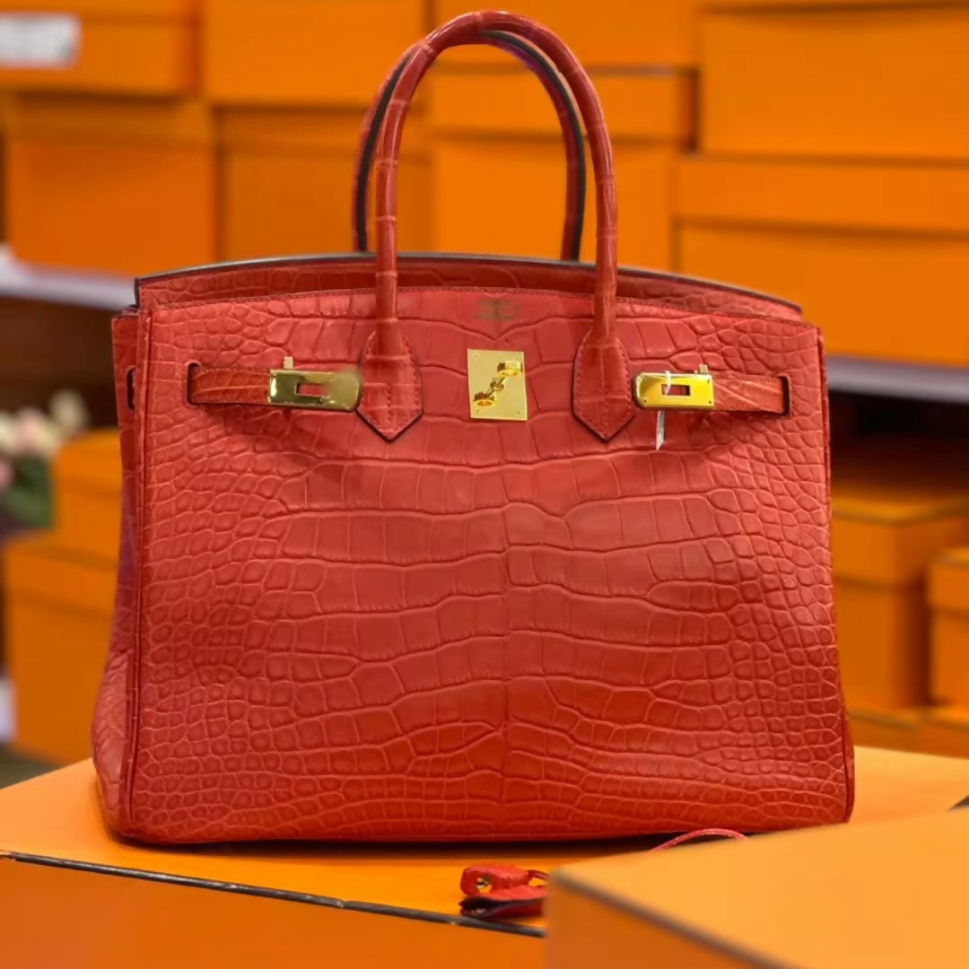Hermès Birkin 35 Orange Matte alligator Leather with Gold Hardware