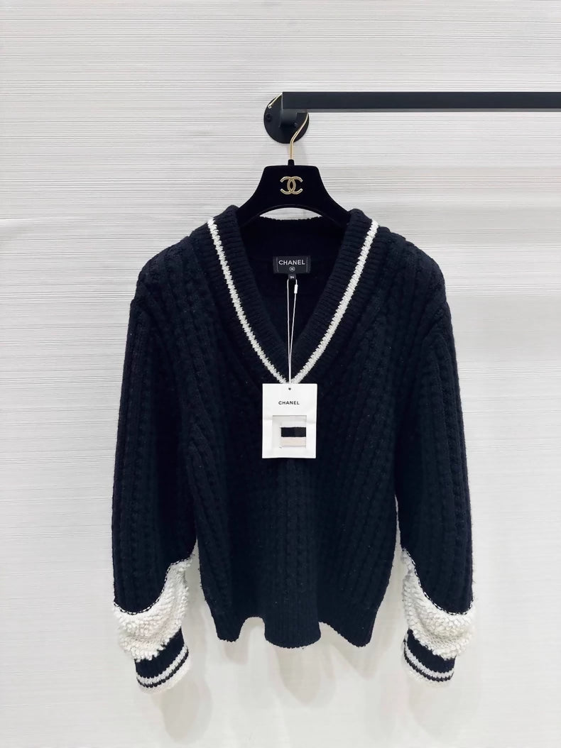 Chanel 25N Black and White V-Neck Sweater