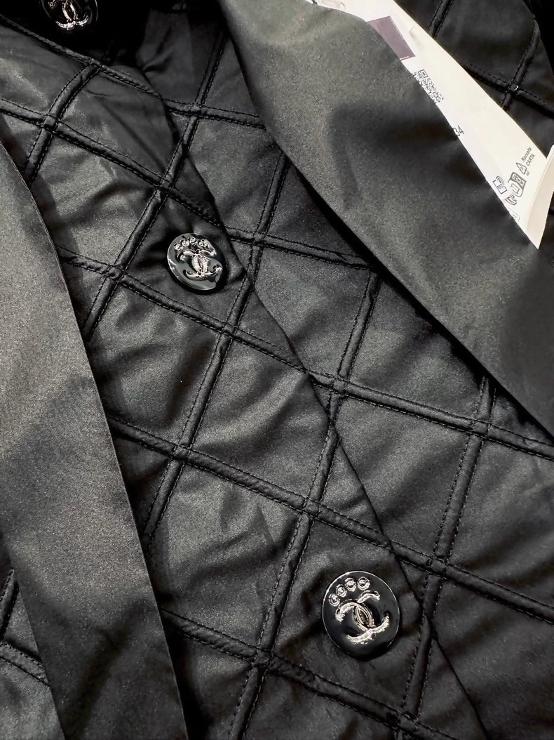 Chanel 25m new black cape hooded jacket