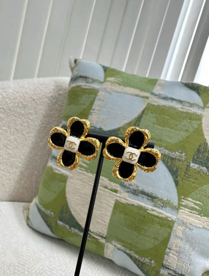 Chanel 23K flower earrings