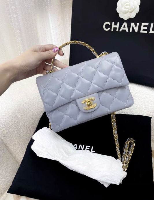 CHANEL Chanel 23AW gray leather chain bag - Brand new Crossbody Bag - Used fashion item from Wararni