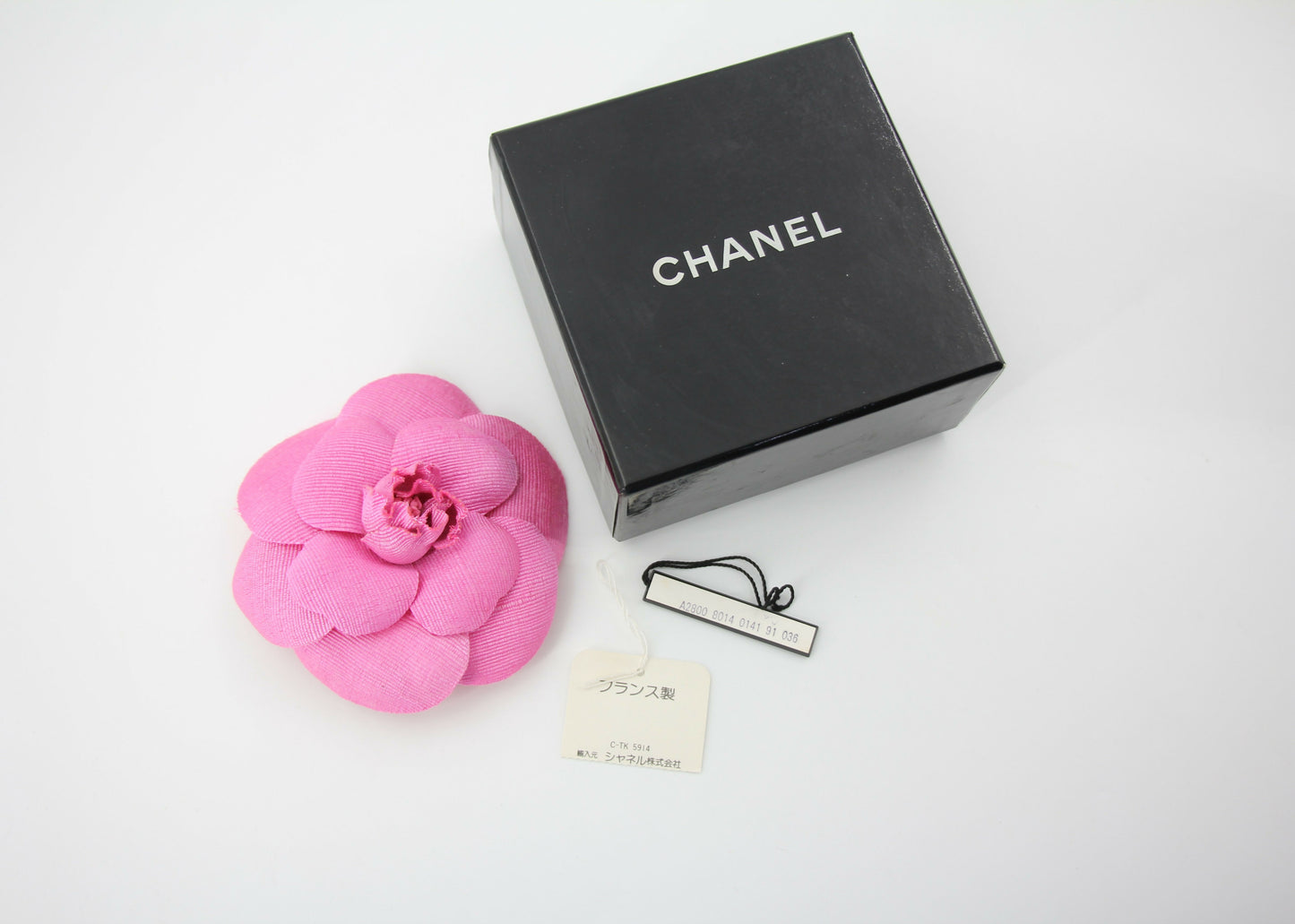 Chanel Vintage 81-85 Canvas Pink Camellia Brooch