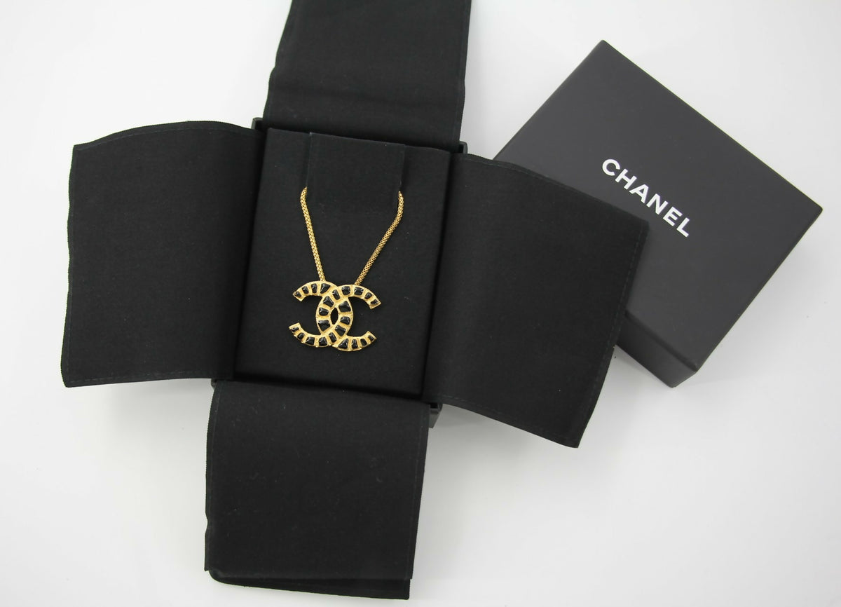 Chanel B19A Metal Black & Gold "Along the Nile" CC Necklace