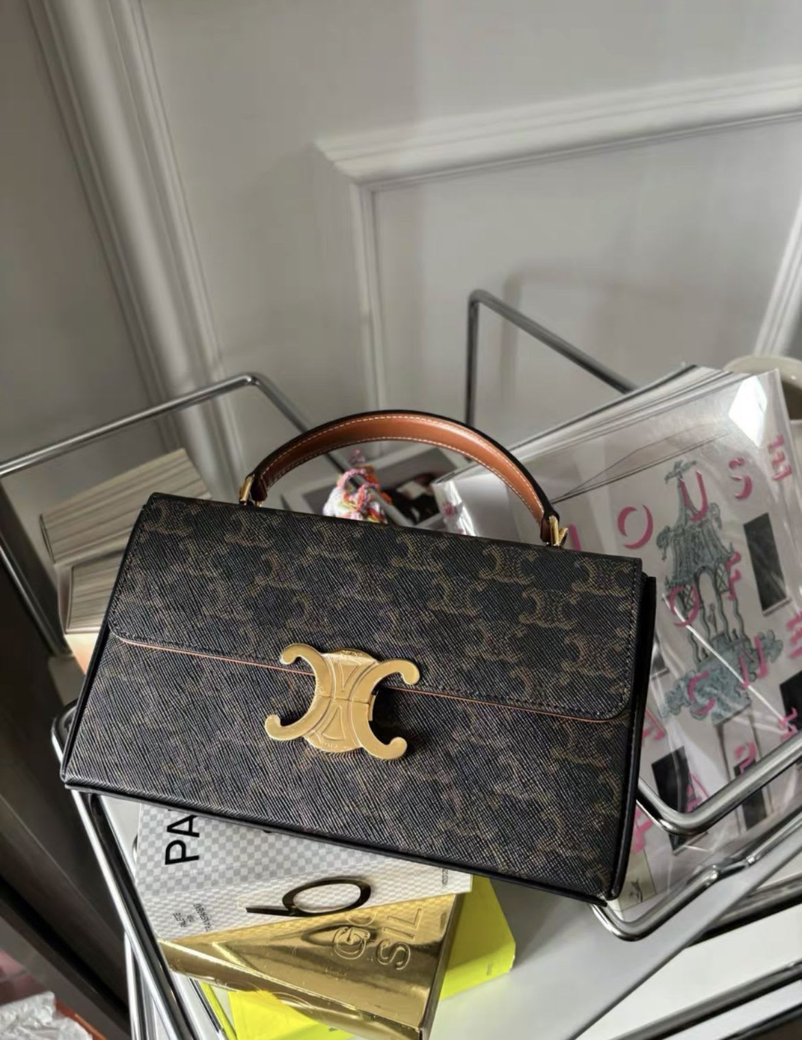 CELINE Triomphe Triumphal Arch Metal large lock old flower logo