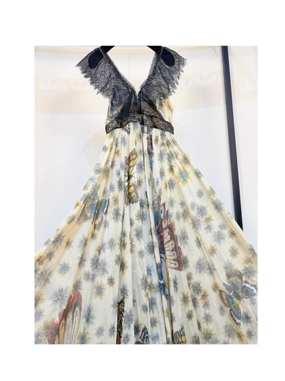 Valentino 2017 Resort Collection lace/Floral gown