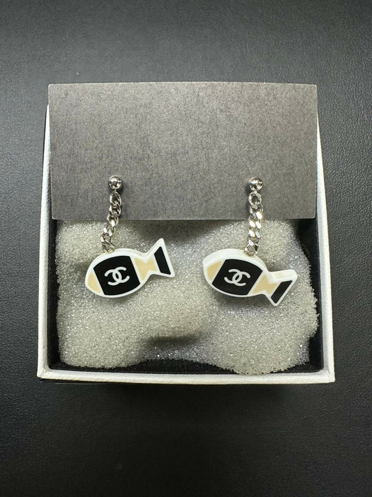 Chanel Vintage 05C Resin Black and White Fishes Stud Earrings