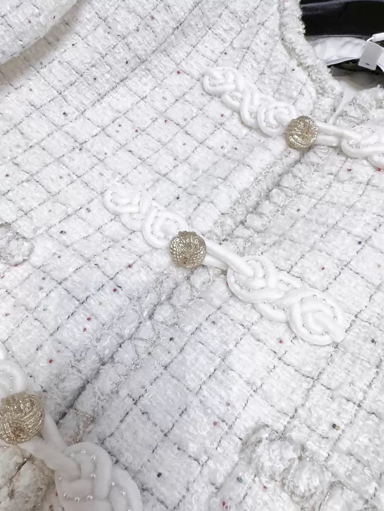 Chanel 25A ecru White Tweed Jacket – Wararni.com