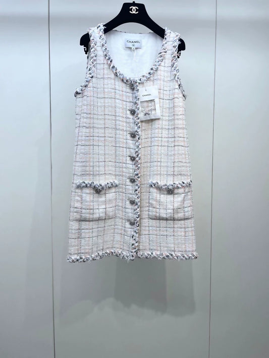 Chanel 25S ecru tweed dress