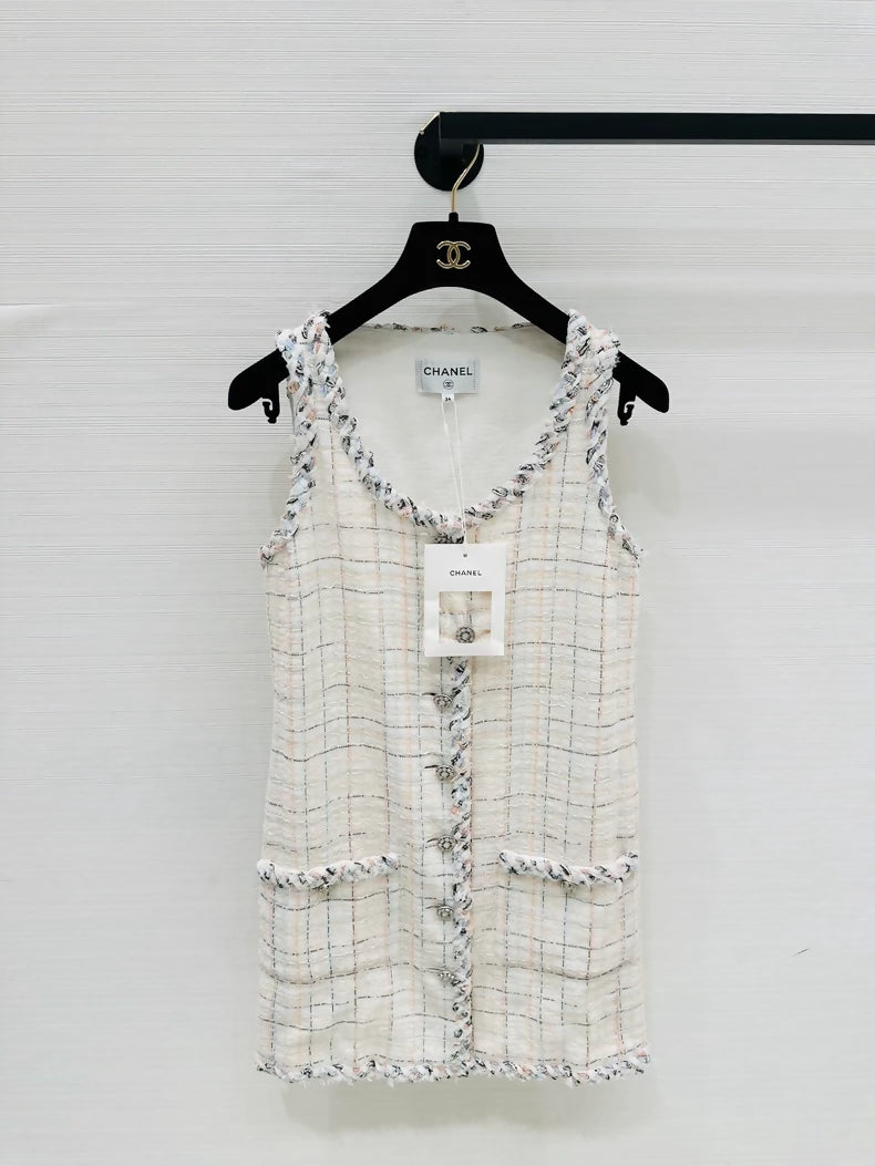 Chanel 25S mixed-color plaid tweed sleeveless vest dress