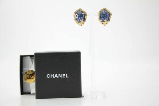 Chanel 01A Gripoix Blue Gold-Plated Clip-on Earrings