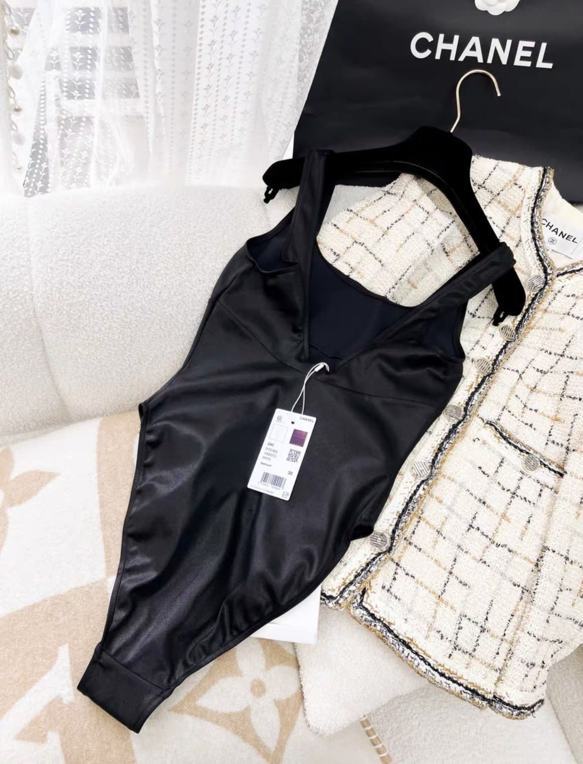 Chanel 24C Black Swimsuit size 38FR – Wararni.com