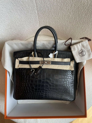 Hermès Birkin 35 Tri-Material Limited Edition Noir / Black Matte Alligator Veau Box & Togo Leather with Palladium Hardware Square R Stamp