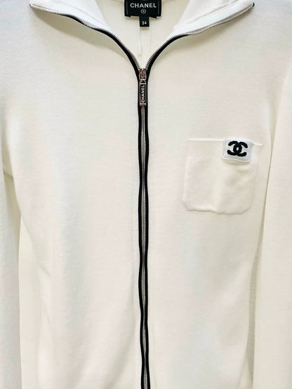 Chanel 25N white cashmere cardigan