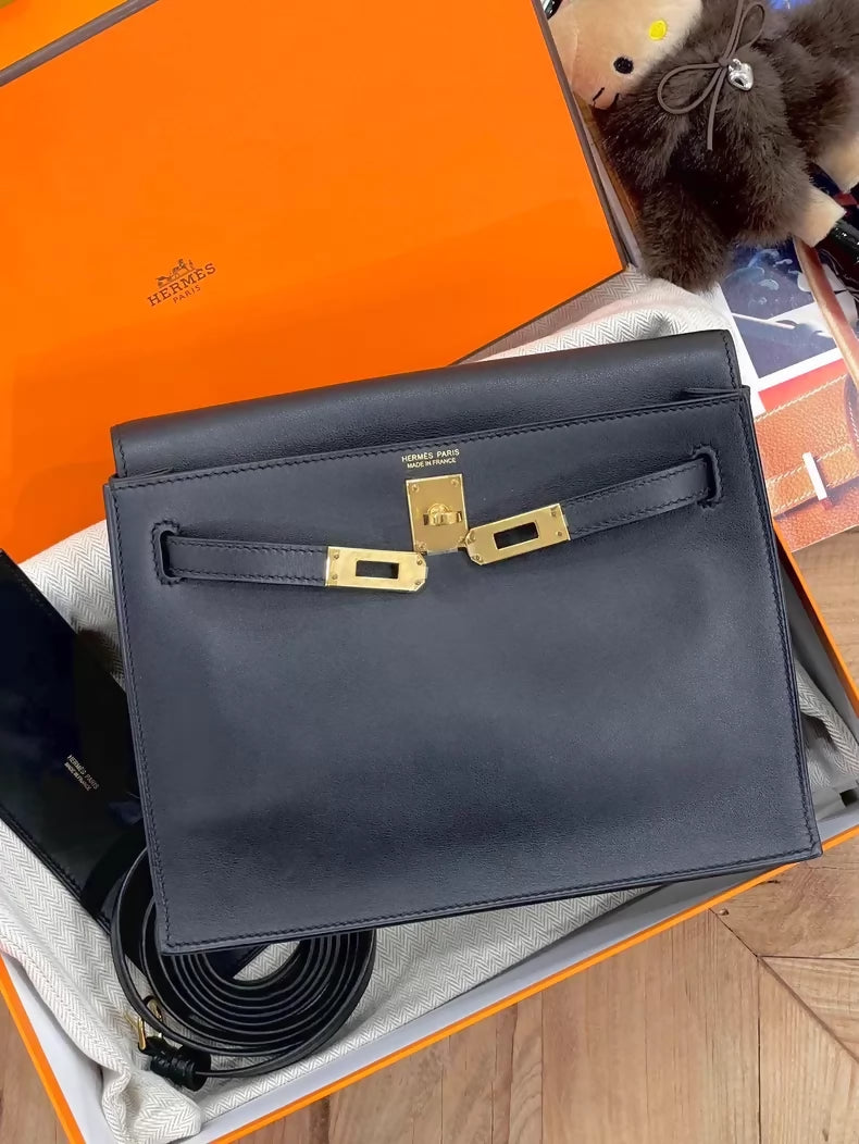 Hermès Kelly Danse black Swift leather with gold hardware