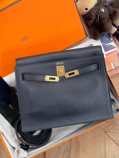 Hermès Kelly Danse black Swift leather with gold hardware
