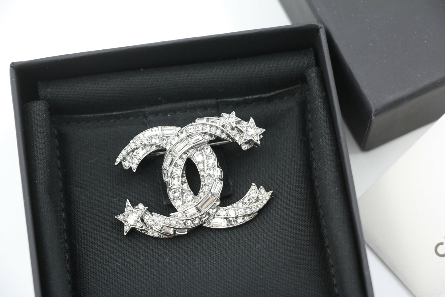 Chanel C21S Rhinestone Metallic Silver Star Twisted Brooch