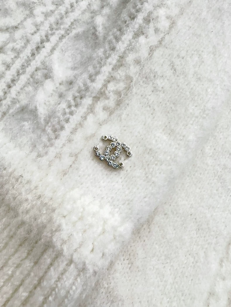 Chanel 23N Coco Neige off-white knitted cashmere turtleneck sweater