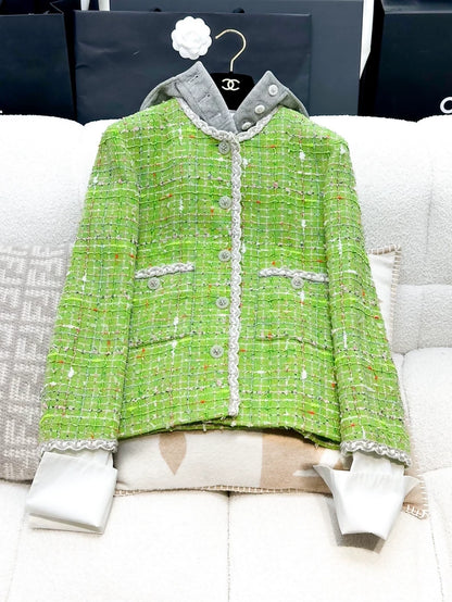 Chanel 25C hooded Green tweed jacket