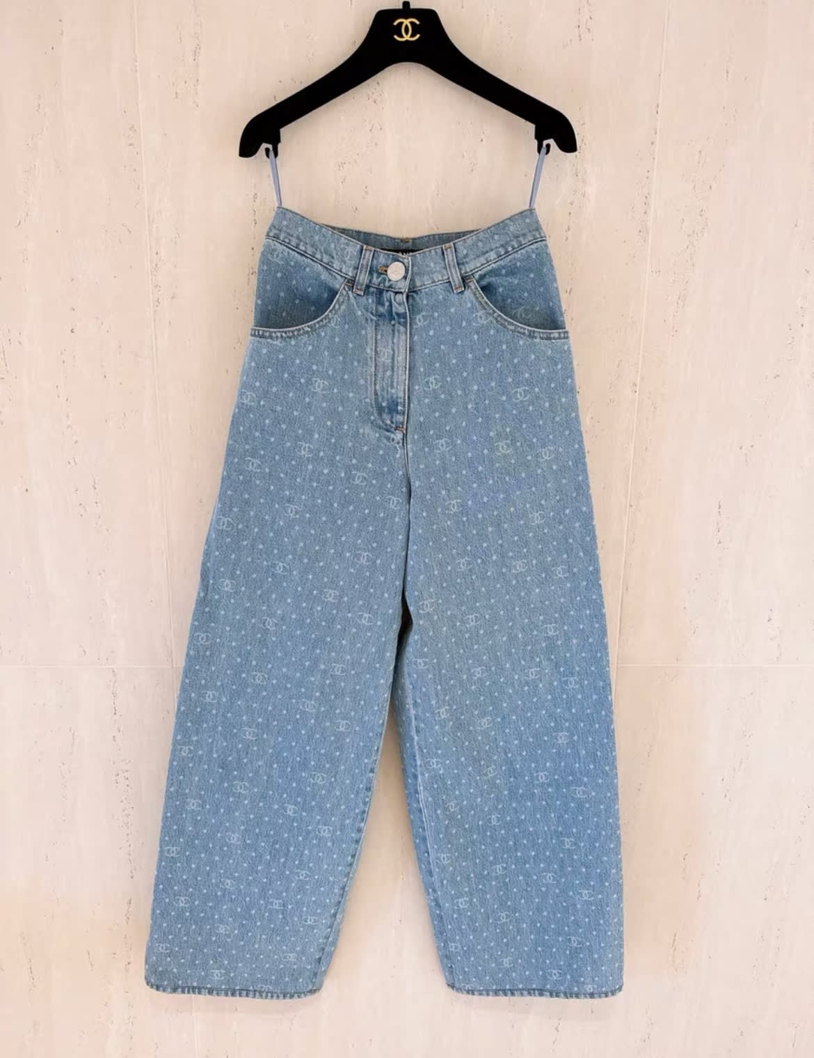 Chanel 23 trendy polka dots boyfriend denim size 34FR