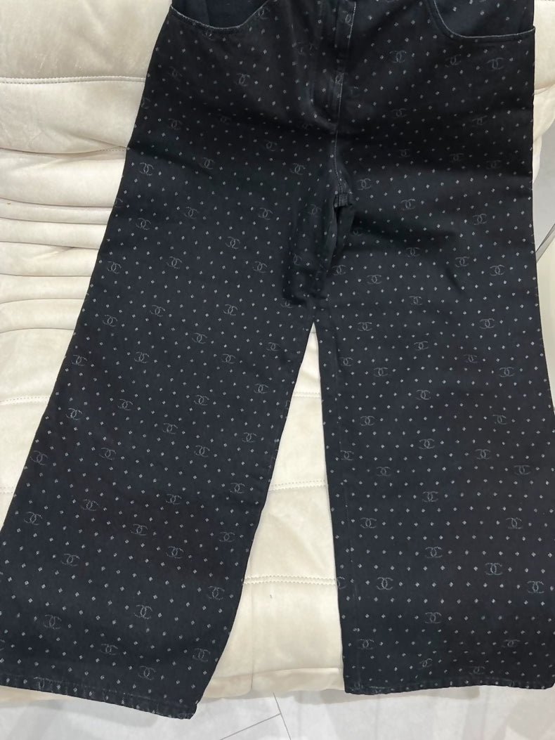 Chanel 23P Black Polka dot denim boyfriend jeans