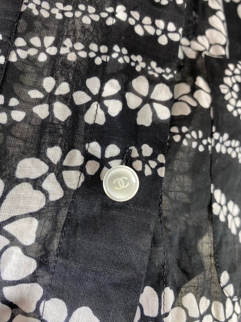 Chanel 25M Coco beach Collection Black white Shirt