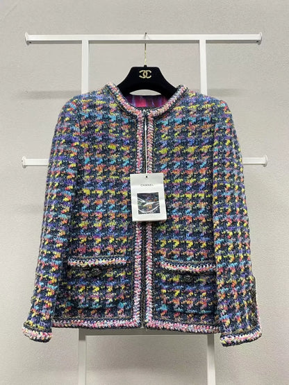 Chanel 2022 Early Autumn Houndstooth Tweed Jacket