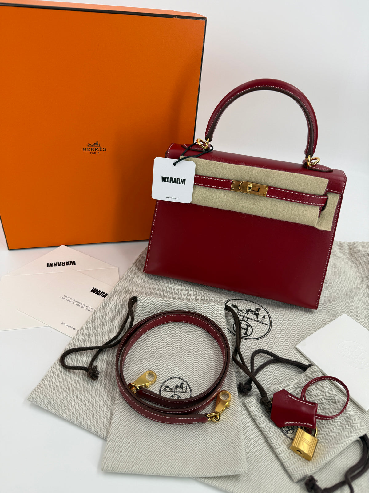 Hermès Kelly 25 Red Box Leather Gold Hardware