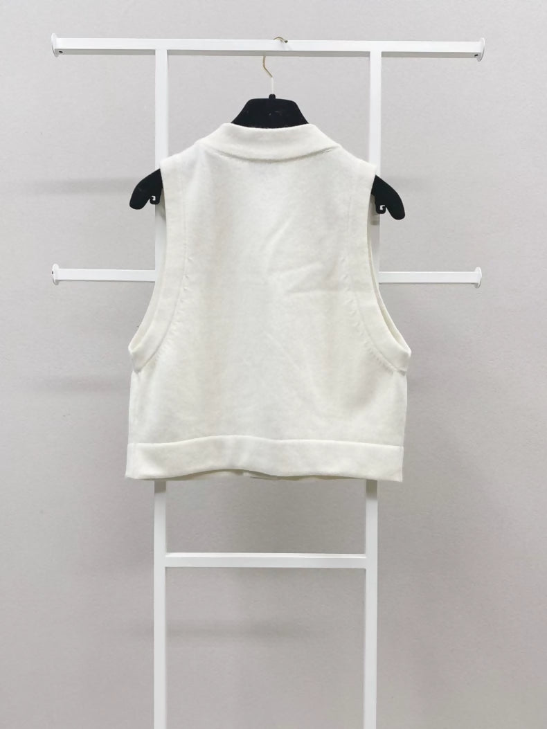 Chanel 22A ecru cardigan