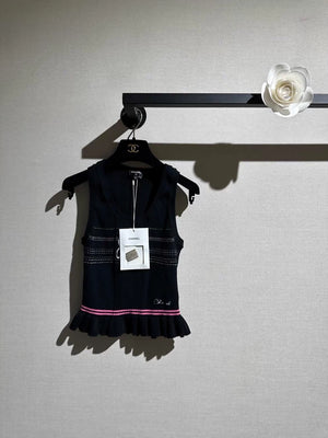 Chanel 25p Black Fish top