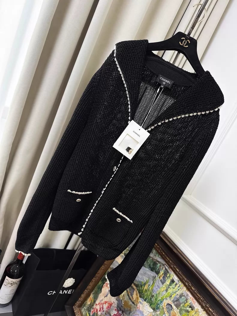 Chanel 26C black and white knit cardigan