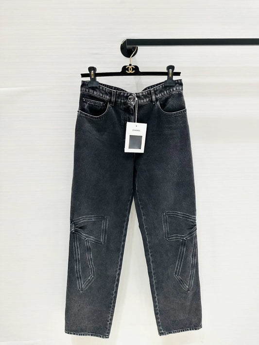 Chanel 25k black jeans