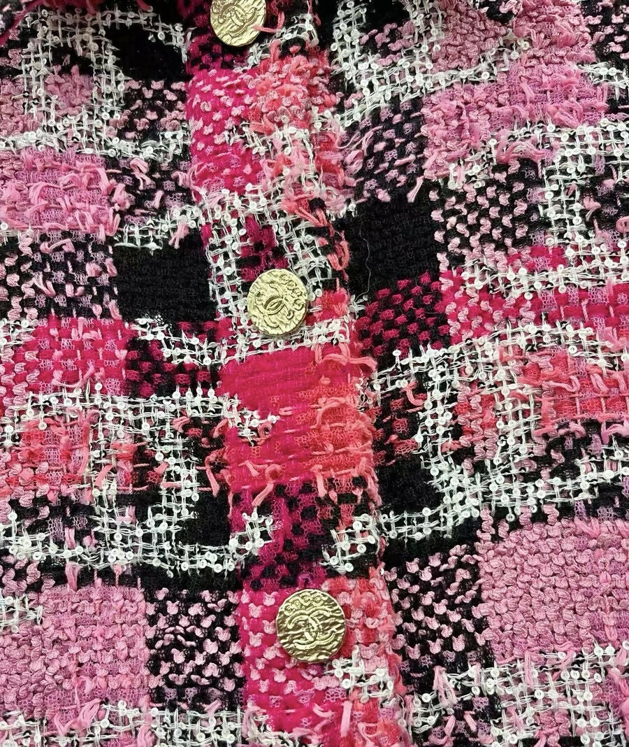Chanel 22M Coco Beach CC Logo Pink Sequin Fantasy Tweed Blouse Vest FR 36