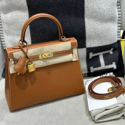 Hermès Kelly 25 – Golden Brown Epsom Leather with Gold Buckle (3)