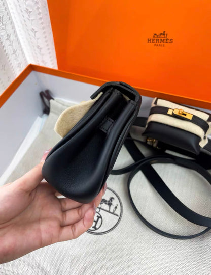 HERMÈS Kelly Moove shoulder bag