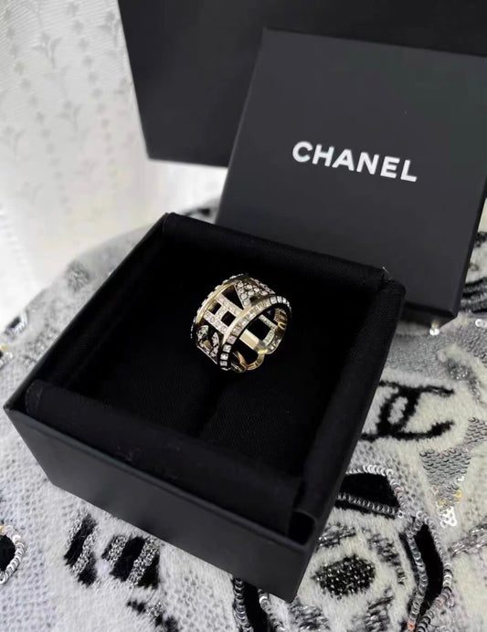 CHANEL Chanel 24C ring, size 54, new with box - 54 Fashion Jewellery - Secondhand luxury from Wararni